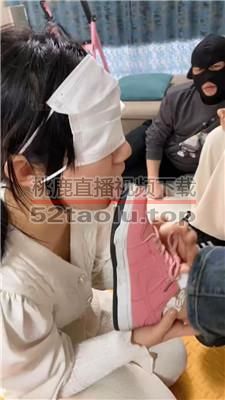 【精神小妹】3S调女奴-全体重踩头/踢踹/吸臭/骑马钻胯 bf39192