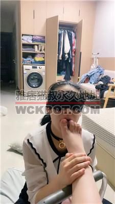 【小羊】母畜-近距离裸足狂舔 JS240519-5