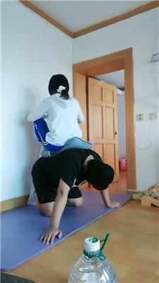 【桉】学生妹S-虐打家访班主任【上】 bf43098