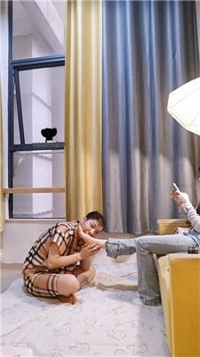 【乖乖m】白袜脚裸足狂舔【一】 JS240728-5