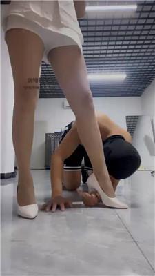 【喵主】高跟碾压狗爪/胯下羞辱/闻舔臭脚丫 bf43729