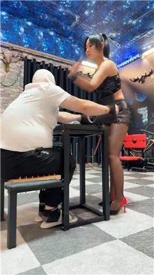 【红焱】审讯偷丝袜的M bf43784