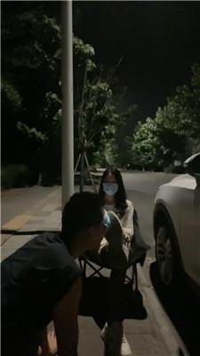 【木万】深夜户外调-舔脏鞋底黑丝/耳光/踩踏闻臭鞋 bf44156