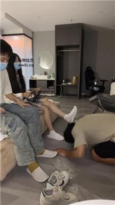 【安徽情侣】情侣主虐情侣-赏赐圣水/脏鞋原味棉袜/转胯踩踏 bf44563