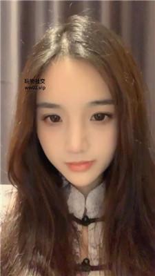 【香芋朱朱】双S-隔着贱狗踩爆气球【双视角】 bf44809