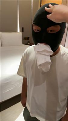 【子熙大人】嘴叼白袜/骑马鞭打/裸足脏鞋底狂舔 JS240923-7