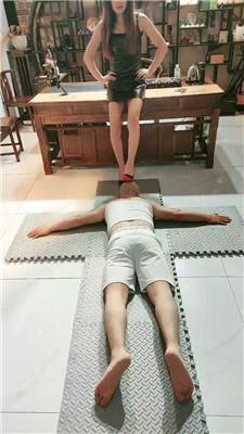 【圈养基地】双S-轮流高跟鞋全体重踩 bf45032