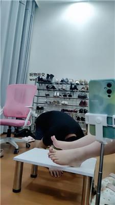 【拽拽】仔细品尝裸足/伺候沐足 JS240928-14