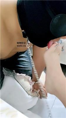 【东营风】清理主人的脏运动鞋/赏赐舔玉足 JS241006-13