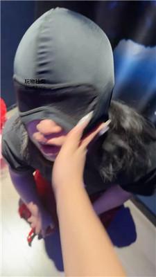 【素人挖掘机】私人影院开发女仆做S-运动鞋脏白袜 bf45611