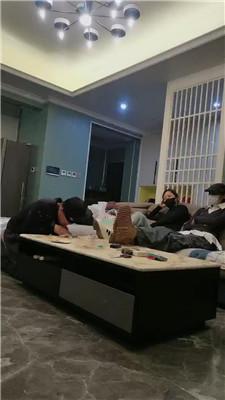 【DO猫】双S-舔不干净鞋子被暴揍【三视角版】 bf45780