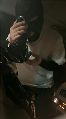 【诺雯】车内跪舔脏长靴玉足 JS241013-32