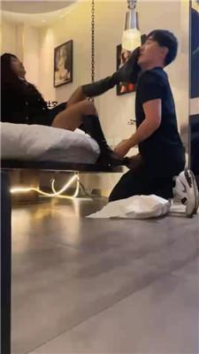 【惠子sama】清理长靴脏鞋底/黑丝脚深喉 bf46008