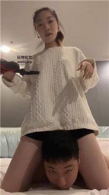 【吕雉大人】转胯狗爬/坐脸窒息/鞭打/滴蜡 bf46118