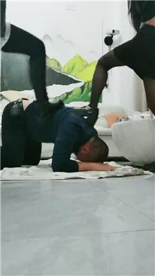 【西北傻子】双S-被素人小姐姐暴揍一顿 JS241028-19