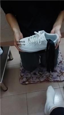 【奇了怪了】鞭打/原味白袜踩虐 JS241104-28