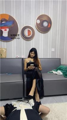 【沐沐大大】母畜-内裤套头遛狗鞭打 bf46756