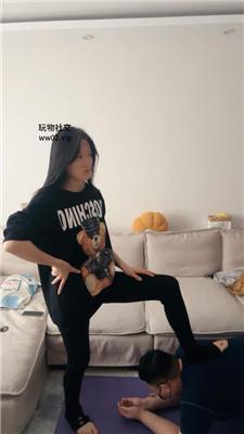 【埋汰】运动后玉足踩虐教练奴 bf47092