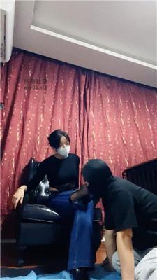 【冷颜】圈养狗笼/赏赐圣水/强制舔黑丝jio bf47700