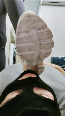 【美娜格格】运动后超臭原味鞋袜辱 bf47925