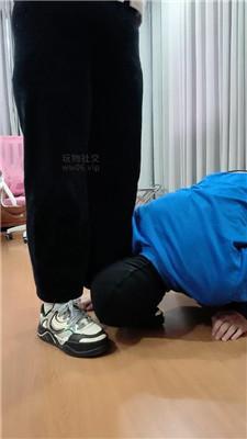 【拽拽】运动鞋全体重踩/超臭棉袜辱 JS241213-5