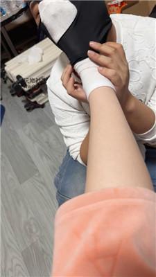 【艾斯】白袜脚蹂躏踩家奴 JS241219-28