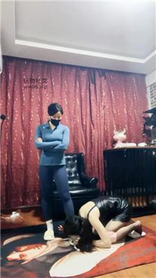 【冷颜】喜欢原味白棉袜的母畜 JS241219-14