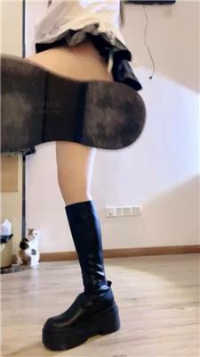 【九月】长靴白袜踩虐马奴/重度鞭打 bf48570