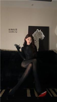 【04情侣主】车模女神S-高跟黑丝踩乳/骑马狂舔臭脚 bf48653