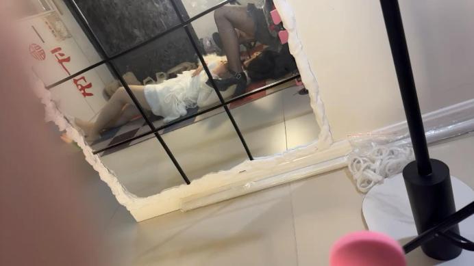 【橘子没熟】指挥好闺蜜自虐/奖励舔皮鞋黑丝 bf48781