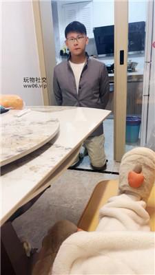 【南月女神】绿帽男友下跪伺候我 JS250109-10