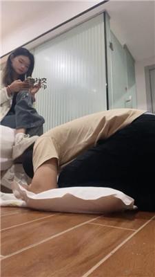 【沐沐大大】小白鞋白袜踩踏踢打/虐乳 JS250109-17