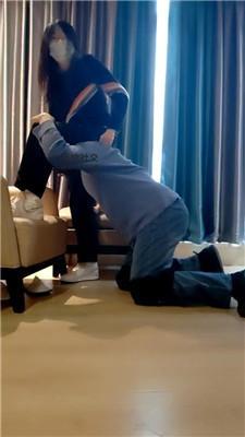 【奇了怪了】运动鞋白袜踩踏/骑马骑脖 JS250127-12