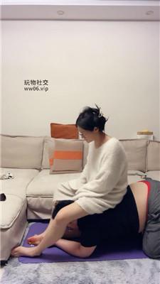 【埋汰】玉足狂舔/物化摇摇车奴 JS250202-8