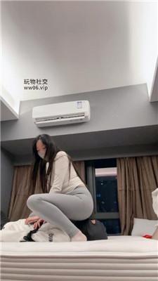 【猴歌】全体重踩踏-瑜伽裤坐脸腿绞窒息 bf49865