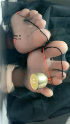 【乔乔在这里】早些给我买    250212-12