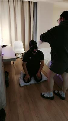 【蓓蓓】下跪求主人鞭打 JS250215-19