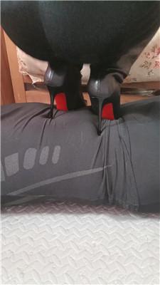 【珍惜女王】高跟长靴全体重碾压踩  bf50620