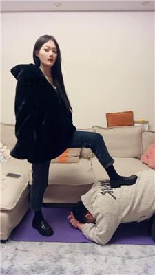 【埋汰】健身后皮鞋黑袜虐狗子 JS250224-12