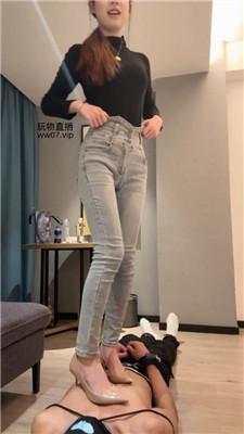 【uus】御姐S-鞭打高跟踩踏 bf50737