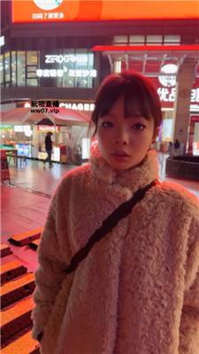 【狗哥】车内调-素人白袜脚虐 JS250315-4