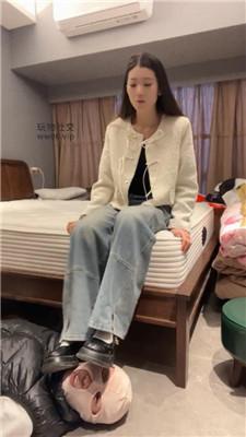 【伊未】皮鞋白袜碾压踩虐 bf51501