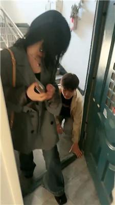 【伊潼】姐妹花的脚下骚奴 bf51969