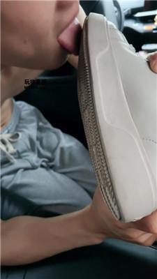 【小7s】车内脏鞋白袜舔 JS250423-9