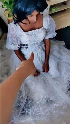 【魅尊】黑丝脚虐外国奴隶 JS250429-1