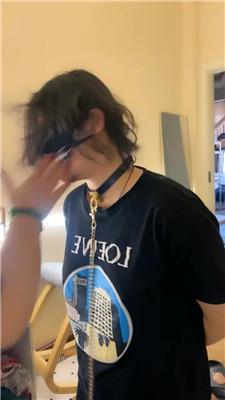 【小羊】闺蜜下跪伺候 JS250520-25