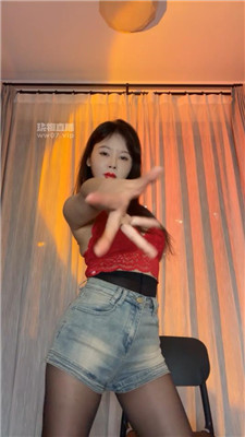 【熙熙】跪着看    250601-10