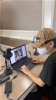 【白鹭】双S-白袜女神踩虐老板奴 bf55134