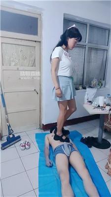 【山兔莓】换鞋全体重踩踏 JS250706-49