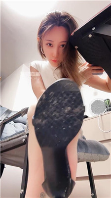 【喵酱紫】滚进来    250708-26